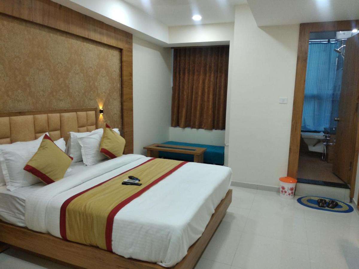 Hotel Restandride Ānand Extérieur photo