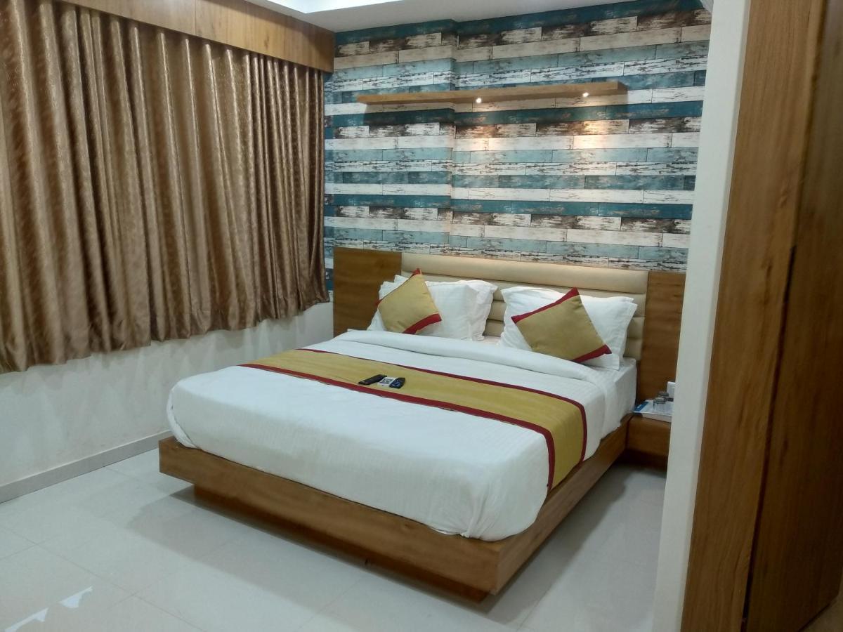 Hotel Restandride Ānand Extérieur photo